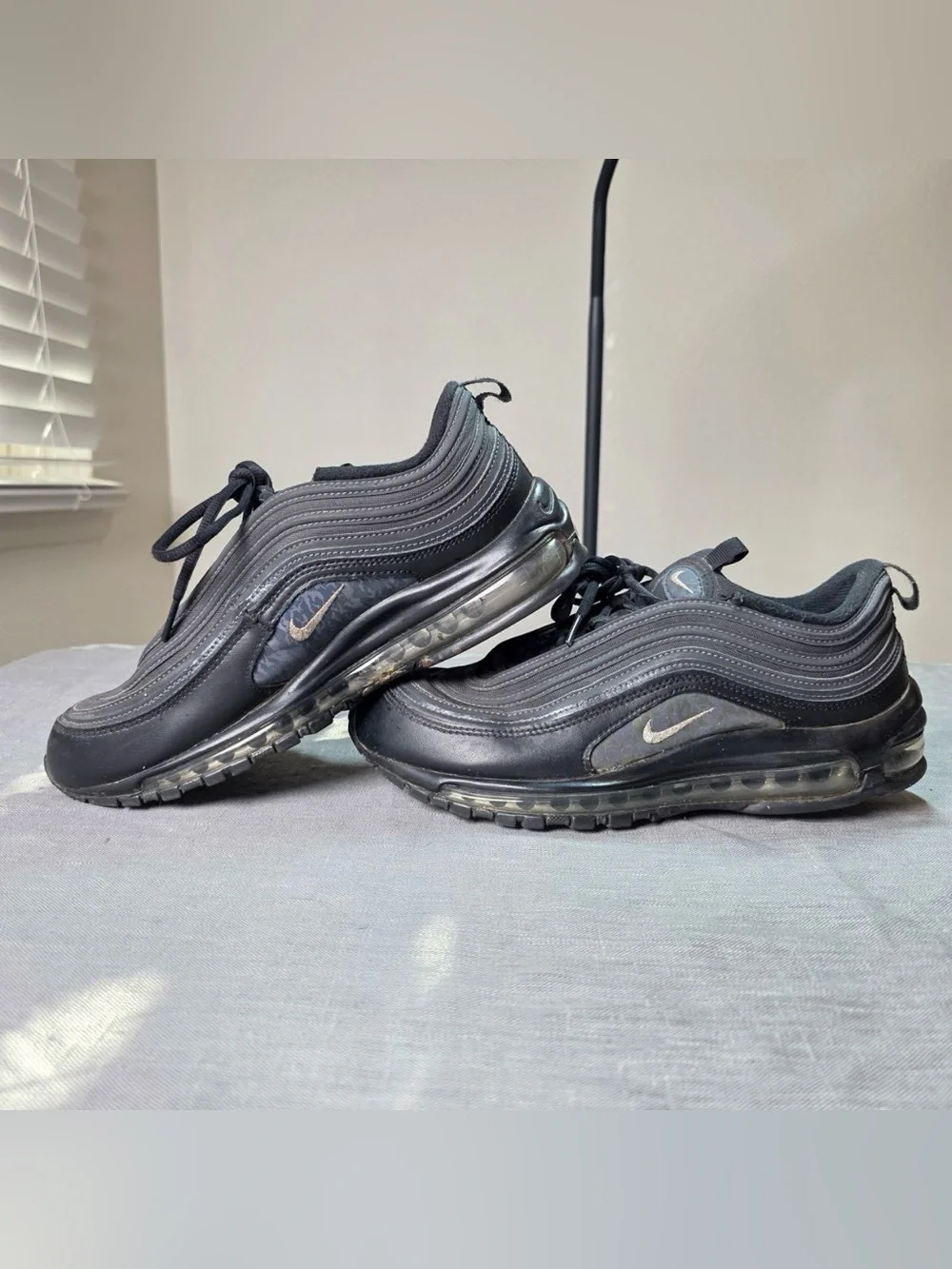 Nike Air Max 97 Black Metallic Silver Camo Swoosh DH0558-001 Men's Size 10.5